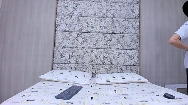 Snapshot of frank_jhonsson chatting on February 19, 2026, 6:49 pm frank jhonsson online show from February 19, 2026, 6:49 pm