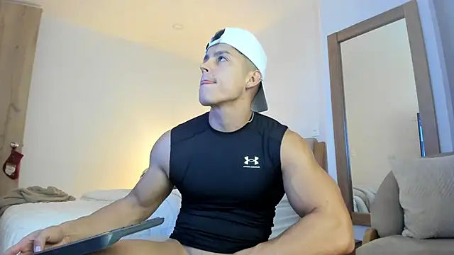 jalejoc1 online show from December 2, 2025, 2:12 am