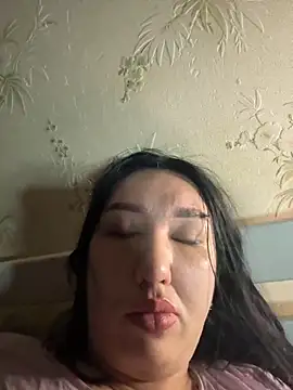 Snapshot of Naughtbaby_2025 chatting on September 18, 2025, 12:24 am Naughtbaby 2025 online show from September 18, 2025, 12:24 am