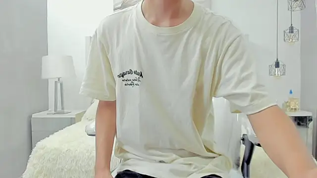 Johann sex online show from May 22, 2026, 5:33 pm