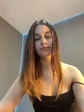 Siena Amaris online show from February 19, 2025, 12:55 pm