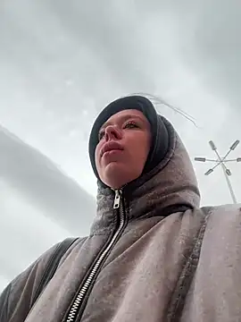 AlishaPrettyBlade online show from March 25, 2026, 6:24 am