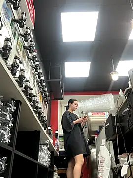 Snapshot of AlishaPrettyBlade chatting on November 7, 2025, 10:53 am AlishaPrettyBlade online show from November 7, 2025, 10:53 am