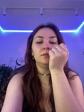 AshleySkott  online show from November 9, 2025, 8:29 am