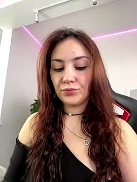 AshleySkott  online show from September 30, 2025, 8:31 am