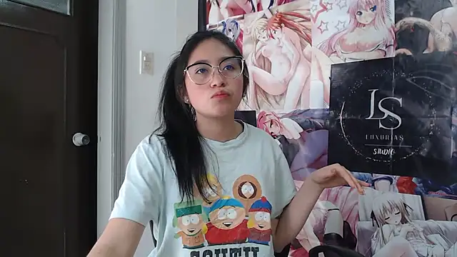 Arielle lov online show from March 3, 2025, 5:41 pm