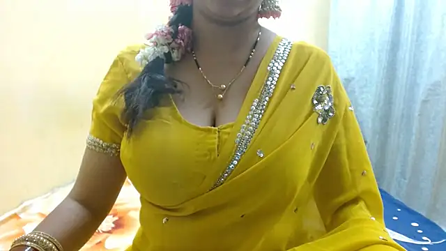 its siya online show from October 10, 2025, 3:02 pm