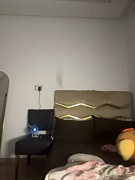 Roroo002 online show from September 22, 2025, 11:55 pm