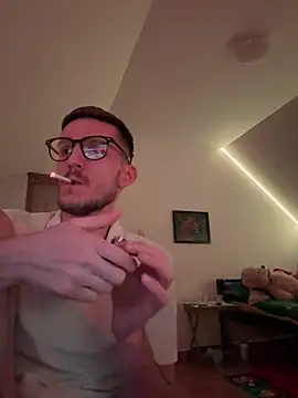 Snapshot of yoyoboy988 chatting on March 17, 2025, 8:19 pm yoyoboy988 online show from March 17, 2025, 8:19 pm