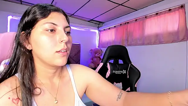 Snapshot of Cristal_Smith20 chatting on June 9, 2026, 2:51 pm Cristal Smith20 online show from June 9, 2026, 2:51 pm