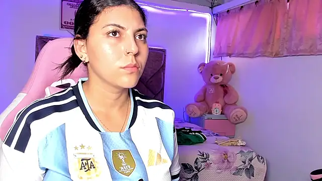 Snapshot of Cristal_Smith20 chatting on July 7, 2026, 12:42 pm Cristal Smith20 online show from July 7, 2026, 12:42 pm