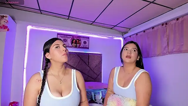 Cristal Smith20 online show from November 27, 2025, 1:17 am