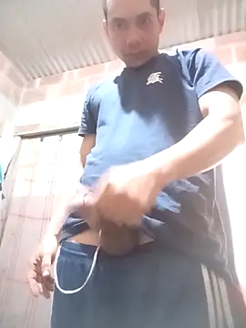 Mycansonhot online show from October 22, 2025, 1:43 pm