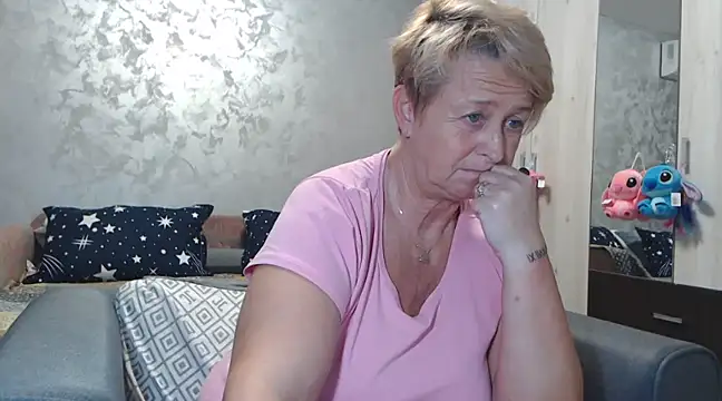 RosesandLillies online show from March 21, 2025, 6:18 pm