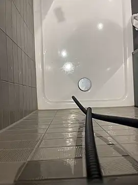 Nigel993 online show from November 4, 2025, 1:37 pm