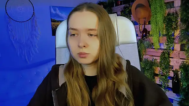 Snapshot of JenniferGraces chatting on January 12, 2026, 8:10 am JenniferGraces online show from January 12, 2026, 8:10 am