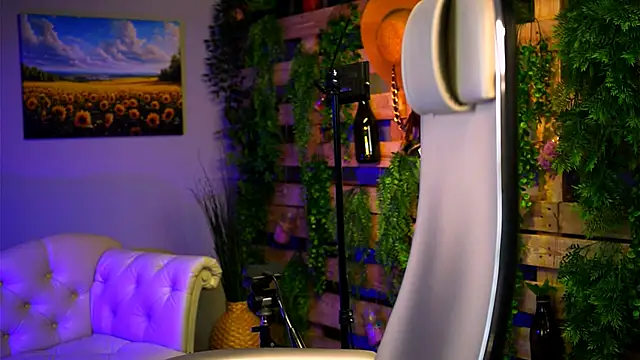 Snapshot of JenniferGraces chatting on February 5, 2026, 11:50 am JenniferGraces online show from February 5, 2026, 11:50 am