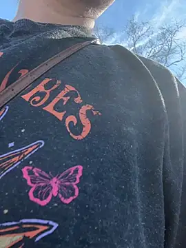 HTXBELLE online show from February 12, 2026, 6:29 pm