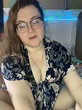 Snapshot of HTXBELLE chatting on March 9, 2025, 5:49 pm HTXBELLE online show from March 9, 2025, 5:49 pm
