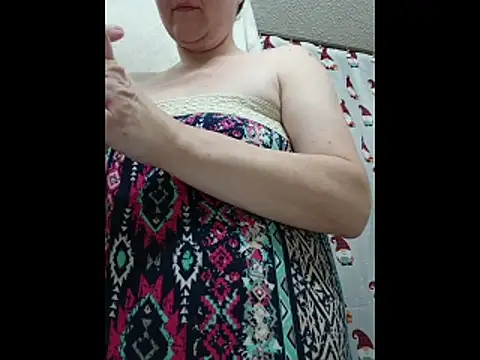 HTXBELLE online show from December 18, 2025, 12:49 am