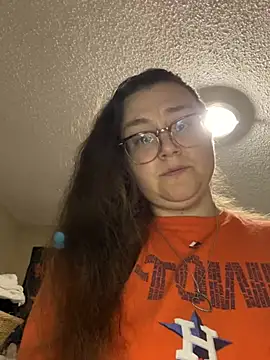Snapshot of HTXBELLE chatting on March 18, 2025, 4:18 am HTXBELLE online show from March 18, 2025, 4:18 am