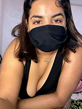 Snapshot of Louli_ta chatting on January 8, 2026, 8:48 pm Louli ta online show from January 8, 2026, 8:48 pm