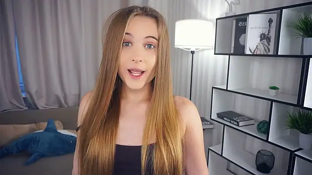 QuennaCoote online show from December 5, 2025, 6:45 am