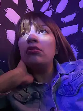 Snapshot of Rihana_Milan chatting on March 2, 2025, 10:56 pm Rihana Milan online show from March 2, 2025, 10:56 pm