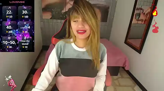 Snapshot of Rihana_Milan chatting on February 28, 2025, 5:48 am Rihana Milan online show from February 28, 2025, 5:48 am