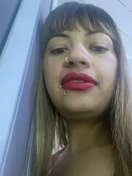 Snapshot of Rihana_Milan chatting on March 11, 2025, 10:51 am Rihana Milan online show from March 11, 2025, 10:51 am