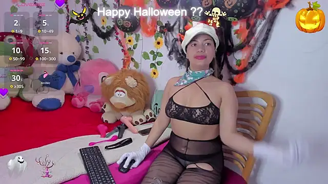 Snapshot of Rihana_Milan chatting on November 1, 2025, 12:06 am Rihana Milan online show from November 1, 2025, 12:06 am