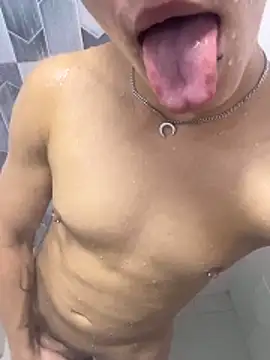 iiangel  online show from November 12, 2025, 6:45 pm