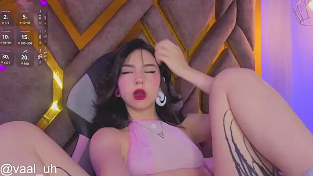 Snapshot of Valuh_Blake chatting on November 18, 2025, 12:41 pm Valuh Blake online show from November 18, 2025, 12:41 pm