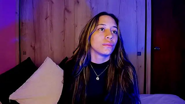 Snapshot of TANIA_06 chatting on April 26, 2026, 8:39 pm TANIA 06 online show from April 26, 2026, 8:39 pm
