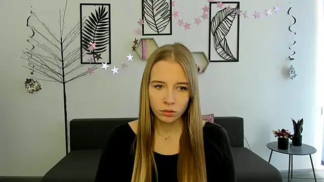 AnnNorriss online show from March 7, 2025, 10:24 am