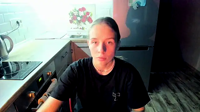 AnnNorriss online show from October 16, 2025, 6:38 pm