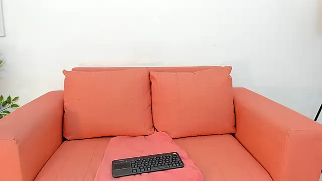 Snapshot of Emily-Carter chatting on November 15, 2025, 9:08 pm Emily-Carter online show from November 15, 2025, 9:08 pm