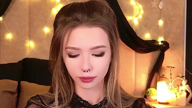 Snapshot of Sierra_Fane chatting on January 9, 2026, 10:44 am Sierra Fane online show from January 9, 2026, 10:44 am