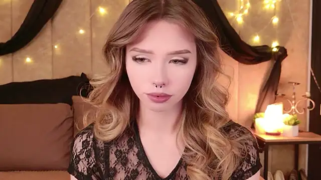 Snapshot of Sierra_Fane chatting on January 19, 2026, 10:52 am Sierra Fane online show from January 19, 2026, 10:52 am