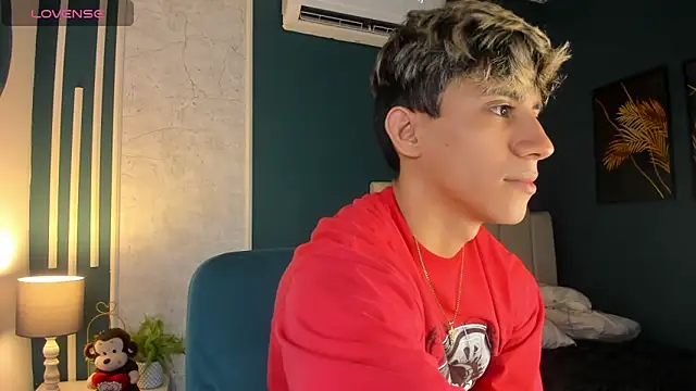 Allex Cano online show from March 19, 2025, 11:50 am