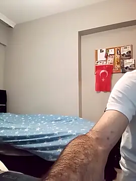 raskolnikovw online show from December 15, 2025, 6:58 pm