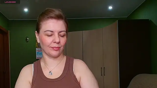 Snapshot of VeronikawGold chatting on July 15, 2026, 3:02 am VeronikawGold online show from July 15, 2026, 3:02 am