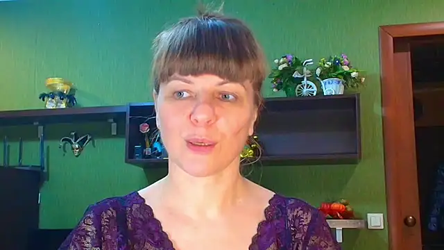 VeronikawGold online show from November 11, 2025, 4:57 pm