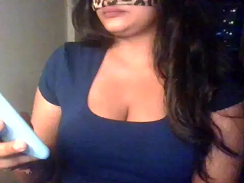 Snapshot of LustyTasha chatting on May 6, 2026, 8:35 pm LustyTasha online show from May 6, 2026, 8:35 pm