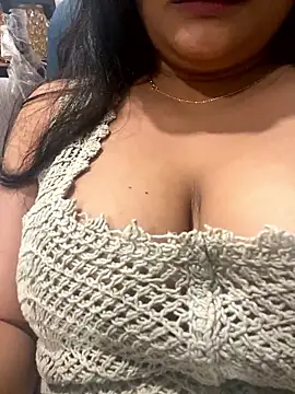 Snapshot of LustyTasha chatting on April 17, 2026, 5:05 pm LustyTasha online show from April 17, 2026, 5:05 pm