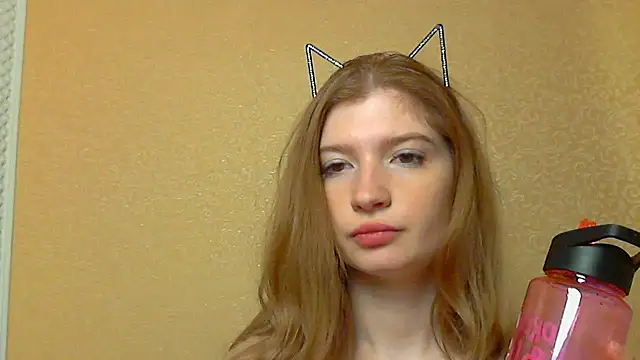 Snapshot of faiirylight chatting on March 5, 2025, 11:28 am faiirylight online show from March 5, 2025, 11:28 am