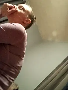 taterae online show from February 9, 2026, 7:39 am