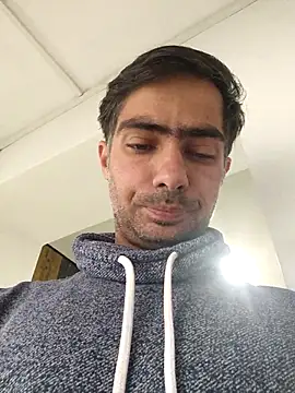 andreiiiii2025 online show from October 6, 2025, 8:48 am