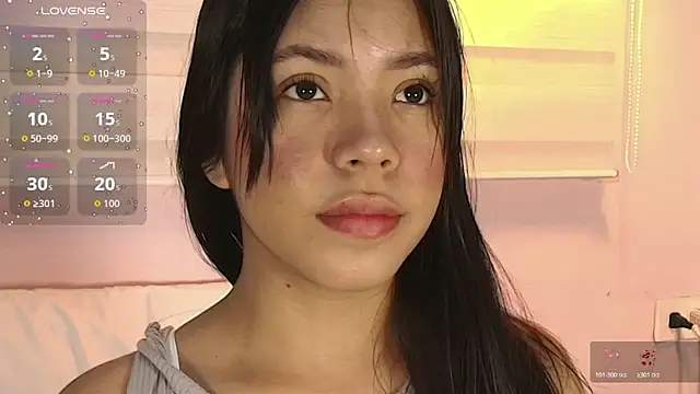 Snapshot of emily_sweett24 chatting on November 26, 2025, 12:27 pm emily sweett24 online show from November 26, 2025, 12:27 pm