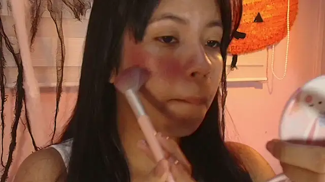 Snapshot of emily_sweett24 chatting on October 30, 2025, 12:36 pm emily sweett24 online show from October 30, 2025, 12:36 pm